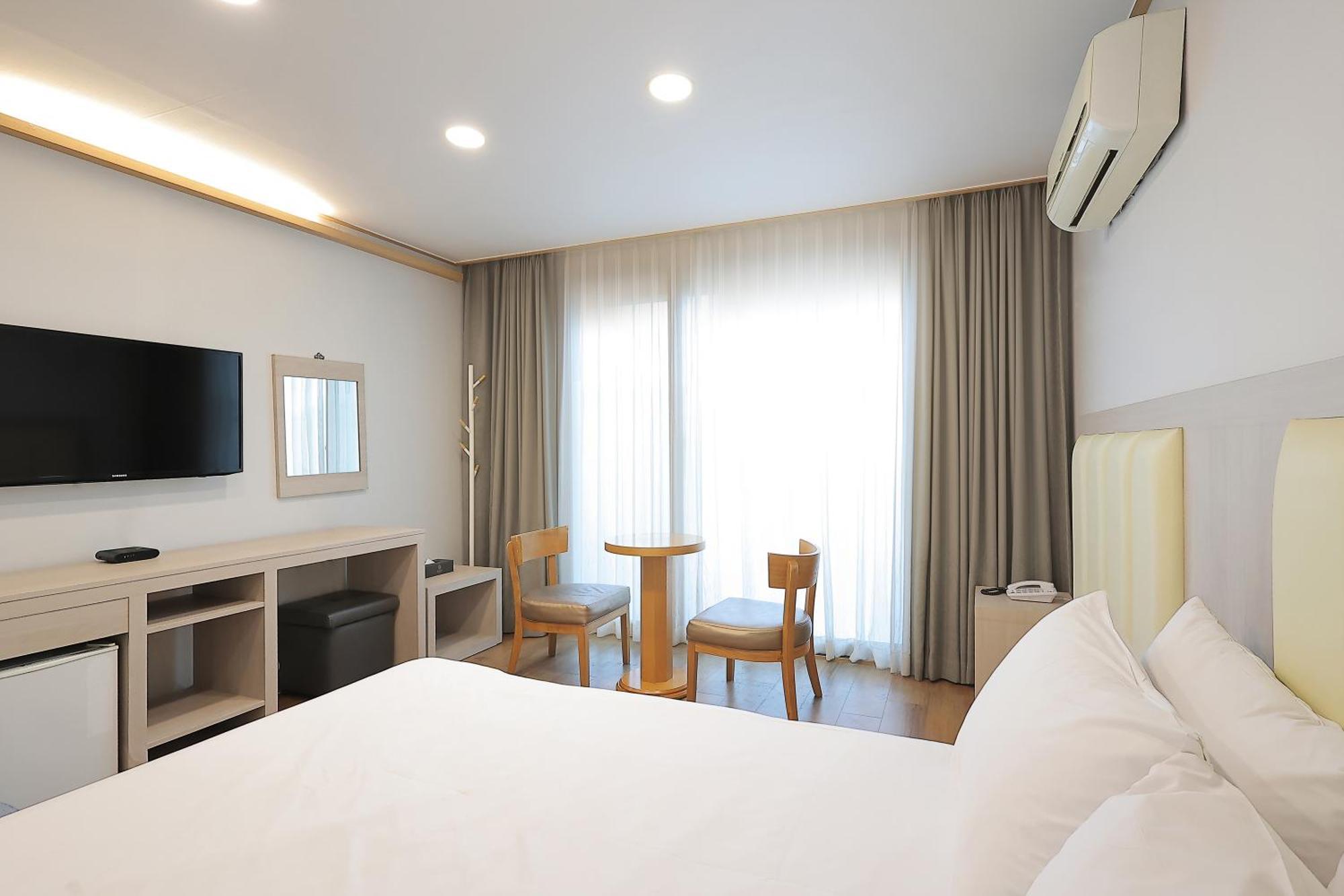 Shin Shin Hotel Jeju City Exterior foto